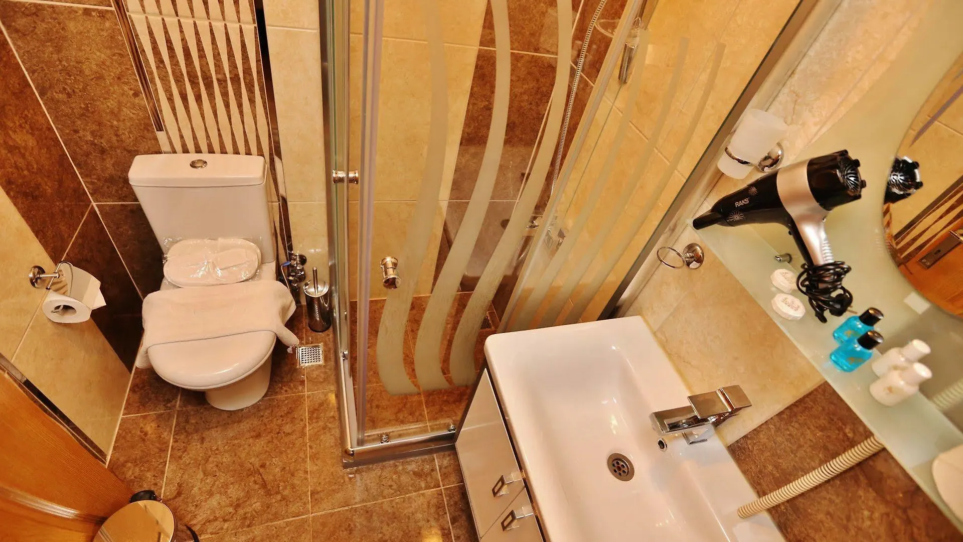 Camelot Apartment Istanbul