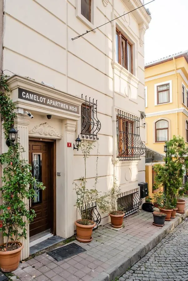 Camelot Apartment Estambul